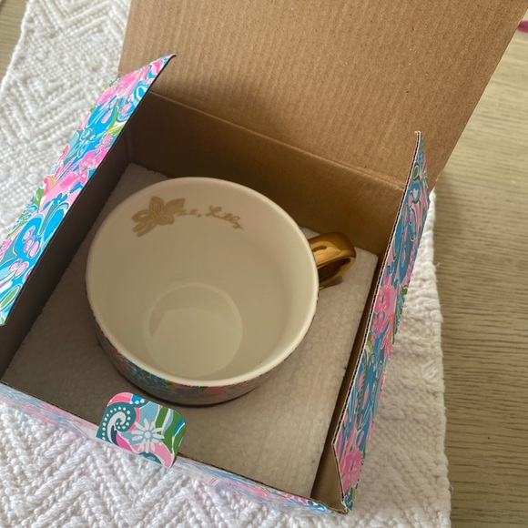 NEW “Lilly Pulitzer” Ceramic Mug - Picture 11 of 12